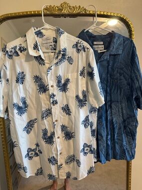 Like New Saddlebred 2 Men’s Hawaiian Shirts Blue and White XL